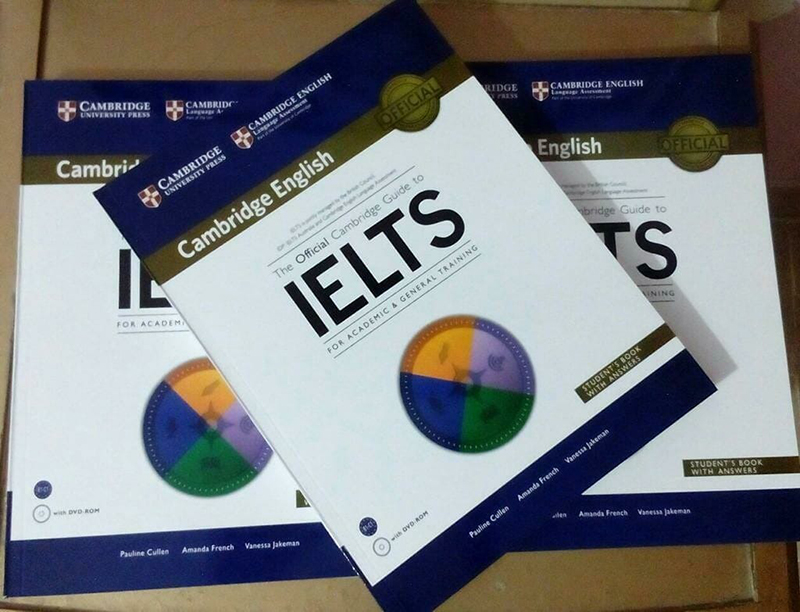 Cuốn The Official Cambridge Guide to IELTS