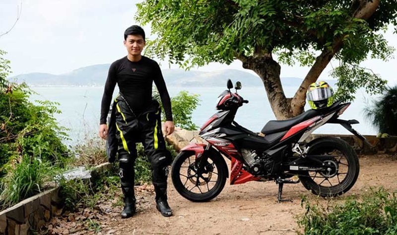 Sử dụng đầy đủ đồ bảo hộ