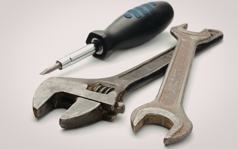 Chuẩn bị dụng cụ lắp đặt ghế